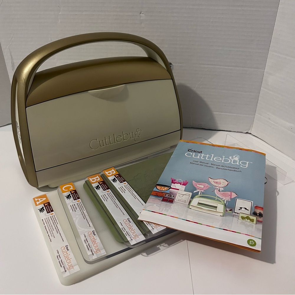 Anna Griffin Cuttlebug Die Cutting and embossing Machine